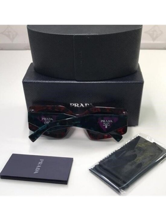New Authentic Prada Red Tortoise Shell Sunglasses main image 11